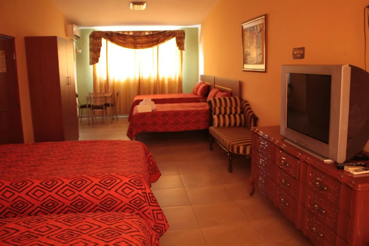 Balsamos Hotel Guayaquil 0*,  Ecuador